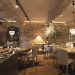 Frost Boutique