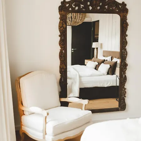 Frost Boutique Hotel 4*