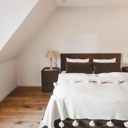 Hotell Frost Boutique 4*