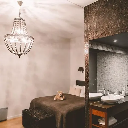 Frost Boutique 4*