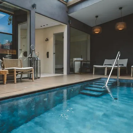 Frost Boutique Hotell