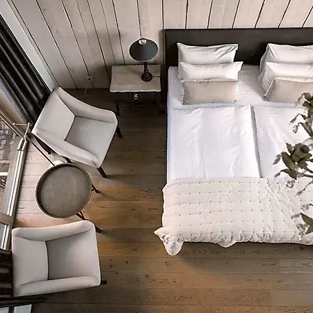 Frost Boutique Hotel 4*
