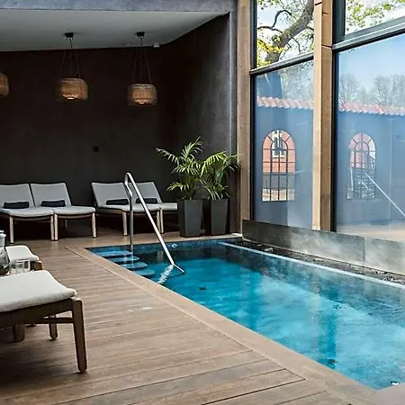 Frost Boutique 4* Пярну