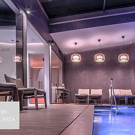 Frost Boutique Отель 4*
