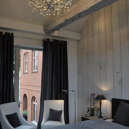 Frost Boutique Hotell 4*