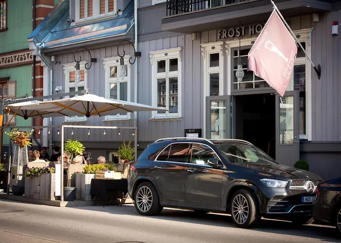 Frost Boutique Hotell 4*