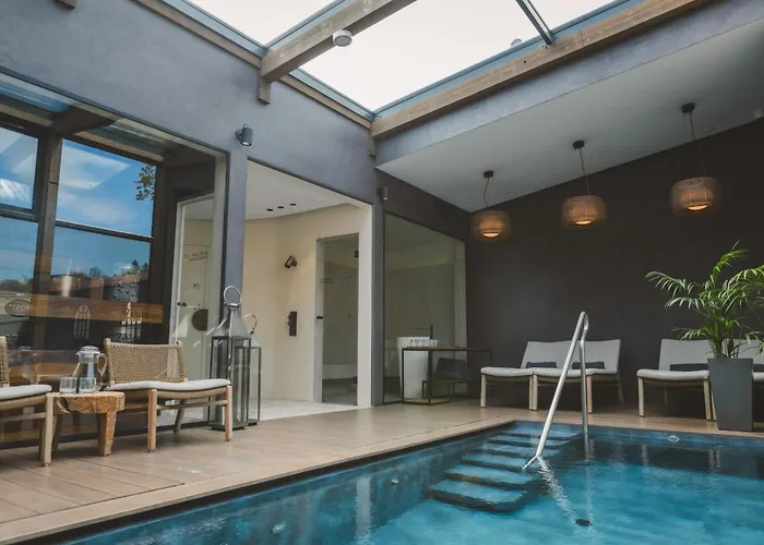 Frost Boutique 4* Pärnu