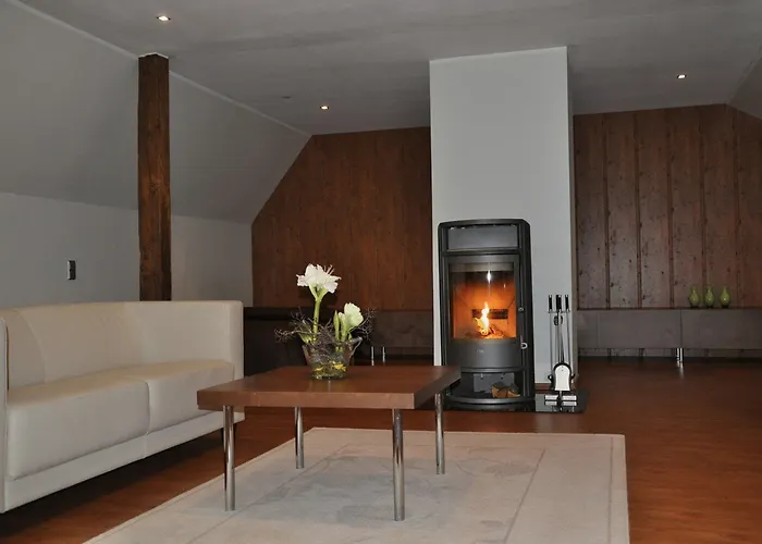 Frost Boutique Hotell 4*